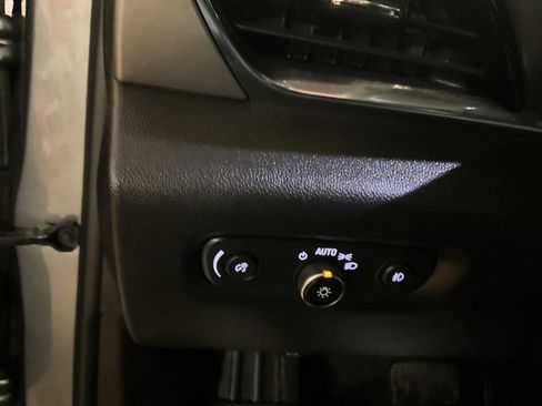 Used 2021 Chevrolet Traverse RS w/ LPO, Floor Liner Package image 28