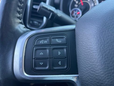 Used 2019 RAM 2500 Laramie AWD/4WD image 18