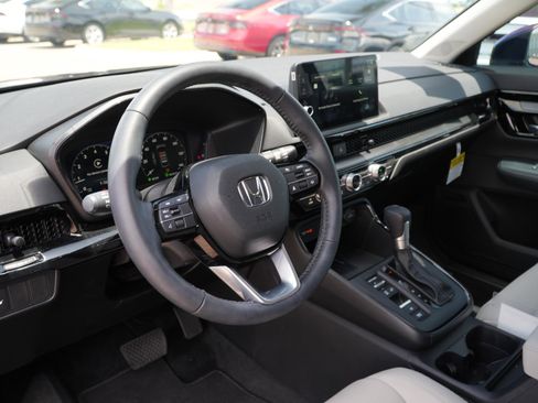 Used 2026 Honda CR-V EX-L image 13