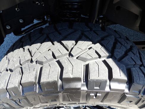 Used 2026 RAM 2500 Laramie AWD/4WD image 59