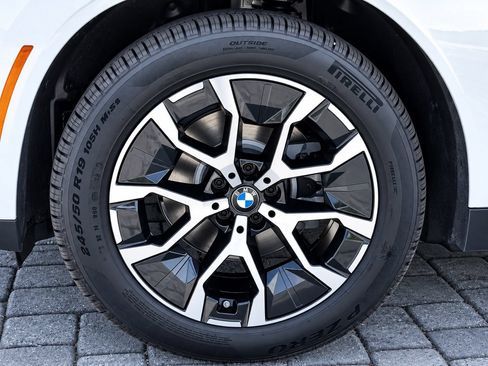 New 2026 BMW X3 xDrive30i w/ Convenience Package AWD/4WD image 13