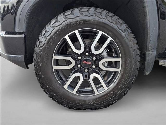 Used 2023 GMC Sierra 1500 AT4 w/ AT4 Premium Package AWD/4WD image 9