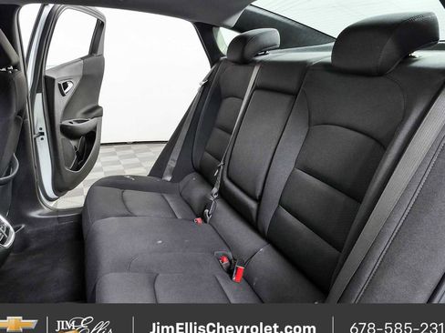 Used 2024 Chevrolet Malibu LT FWD image 18
