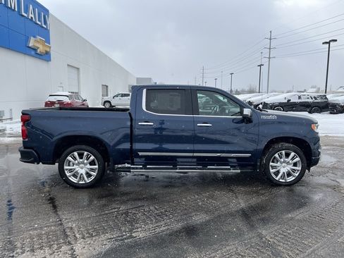 Used 2023 Chevrolet Silverado 1500 High Country w/ High Country Premium Package image 8
