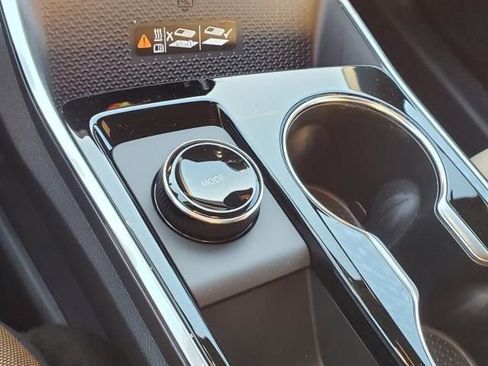 New 2026 Chevrolet Equinox ACTIV w/ Safety and Technology Package image 30