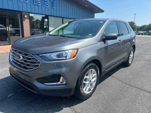 Used 2022 Ford Edge SEL AWD/4WD image 2