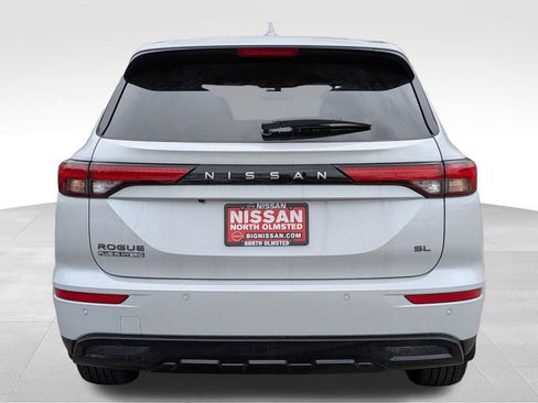 New 2026 Nissan Rogue SL AWD/4WD image 9