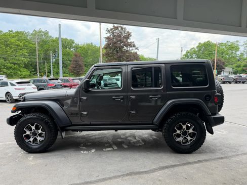 Used 2024 Jeep Wrangler Unlimited Sport AWD/4WD image 4