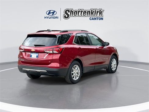 Used 2023 Chevrolet Equinox LT image 8