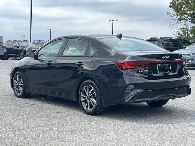 Used 2023 Kia Forte LXS w/ LXS Technology Package FWD image 11