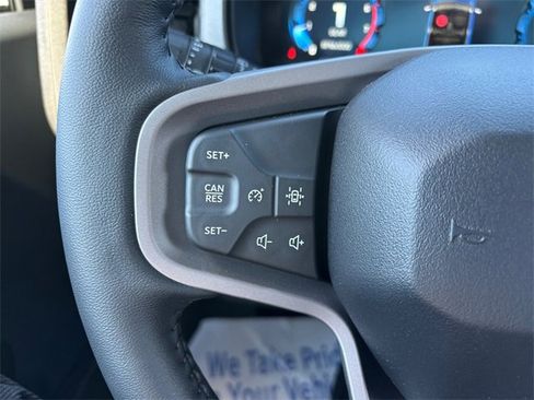 New 2025 Ford Bronco Badlands image 17