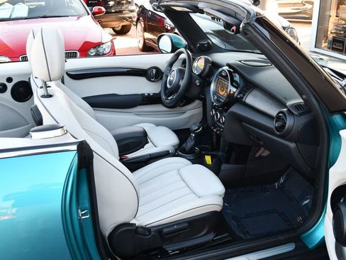 Used 2017 MINI Cooper S image 62