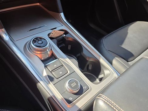 Used 2021 Ford Explorer Limited w/ Hybrid Equipment Group 310A image 23