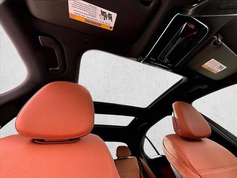 Used 2025 Mercedes-Benz C 300 C 300 image 17