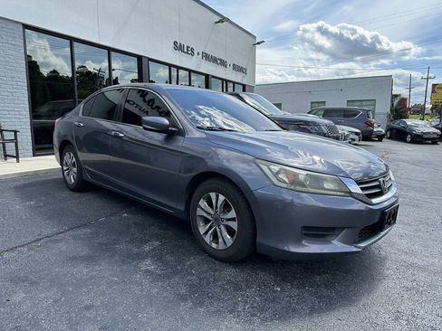 Used 2015 Honda Accord LX image 4