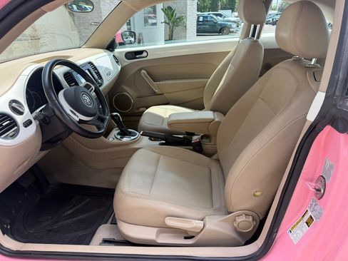 Used 2014 Volkswagen Beetle 2.5 FWD image 20