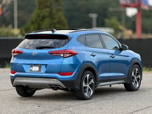 Used 2017 Hyundai Tucson Limited w/ Limited Ultimate Package 03 FWD image 9