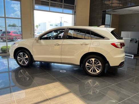 Used 2018 Acura RDX AWD w/ Advance Package image 5