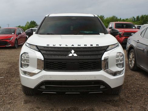 Used 2022 Mitsubishi Outlander SEL Black Edition FWD image 5