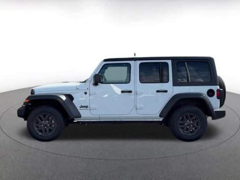 Used 2025 Jeep Wrangler Unlimited Sport AWD/4WD image 9