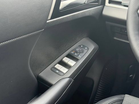 New 2026 Mitsubishi Outlander AWD image 7