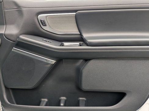 Used 2025 Ford Expedition Max Platinum image 36