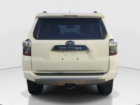 Used 2022 Toyota 4Runner TRD Off-Road Premium image 6