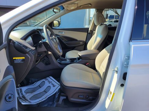 Used 2017 Hyundai Santa Fe Sport image 15