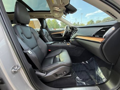 Used 2023 Volvo XC90 B6 Plus w/ Protection Package Premier AWD/4WD image 28