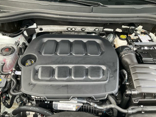 Certified 2026 Volkswagen Tiguan SE FWD image 24