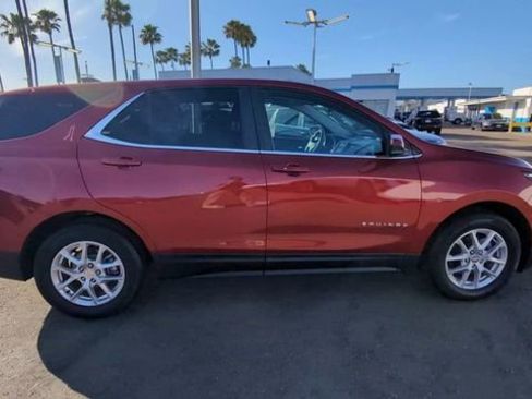 Certified 2023 Chevrolet Equinox LT FWD image 9