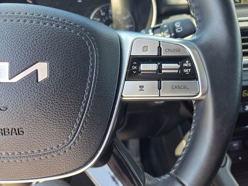 Used 2022 Kia Telluride S AWD/4WD image 23