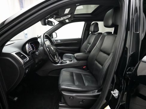 Used 2020 Jeep Grand Cherokee Limited image 7