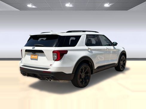 Used 2023 Ford Explorer ST w/ Equipment Group 401A AWD/4WD image 9
