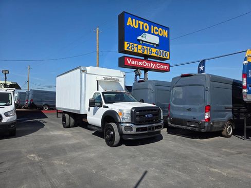 Used 2016 Ford F550 2WD Regular Cab Super Duty image 24
