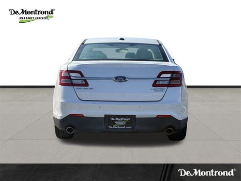 Used 2015 Ford Taurus Limited w/ Equipment Group 301A image 6