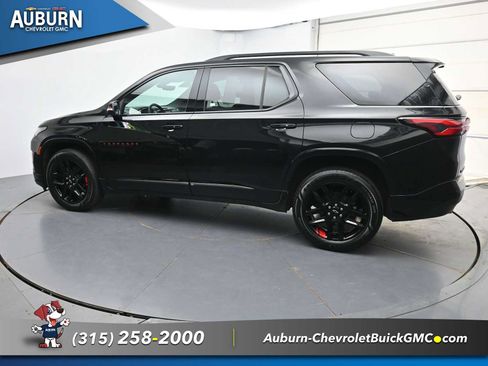 Used 2023 Chevrolet Traverse Premier w/ Redline Edition AWD/4WD image 18