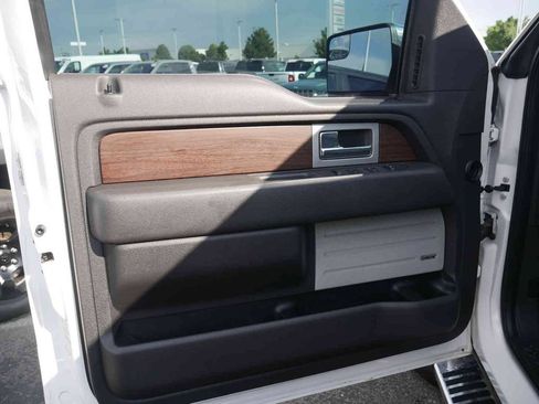 Used 2014 Ford F150 Lariat w/ Equipment Group 502A Luxury AWD/4WD image 29