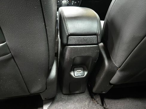 Used 2023 Jeep Renegade Limited w/ Sun/Sound Group AWD/4WD image 35