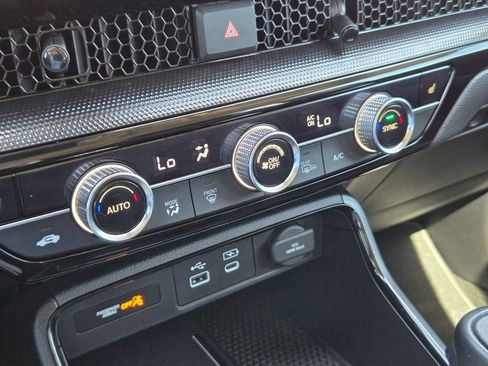 Used 2025 Honda CR-V EX-L image 17