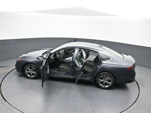 Certified 2023 Honda Accord EX image 44