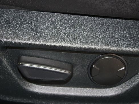 Used 2023 Ford Mustang Premium image 13