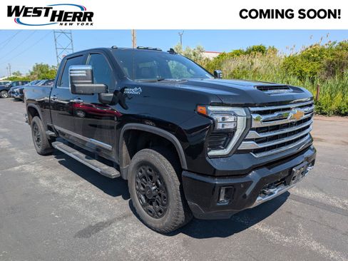 Used 2024 Chevrolet Silverado 2500 High Country w/ Technology Package AWD/4WD image 1