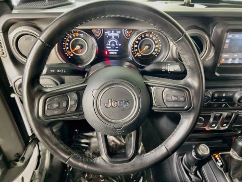 Used 2022 Jeep Wrangler Sport AWD/4WD image 11