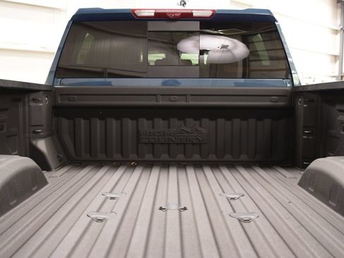 Used 2024 Chevrolet Silverado 2500 High Country w/ High Country Premium Package AWD/4WD image 27