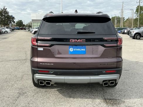 Used 2025 GMC Acadia Elevation image 7