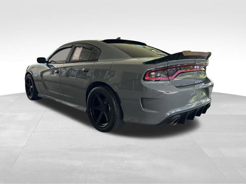 Used 2019 Dodge Charger R/T w/ Driver Confidence Group RWD image 4