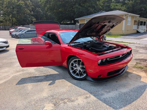 Used 2023 Dodge Challenger GT RWD image 11