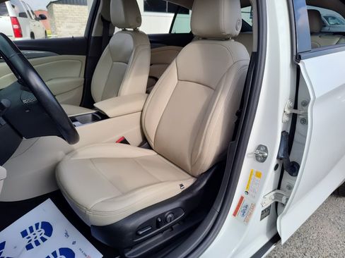 Used 2019 Buick Regal Preferred image 15