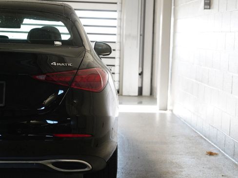 Used 2025 Mercedes-Benz C 300 4MATIC Sedan image 11